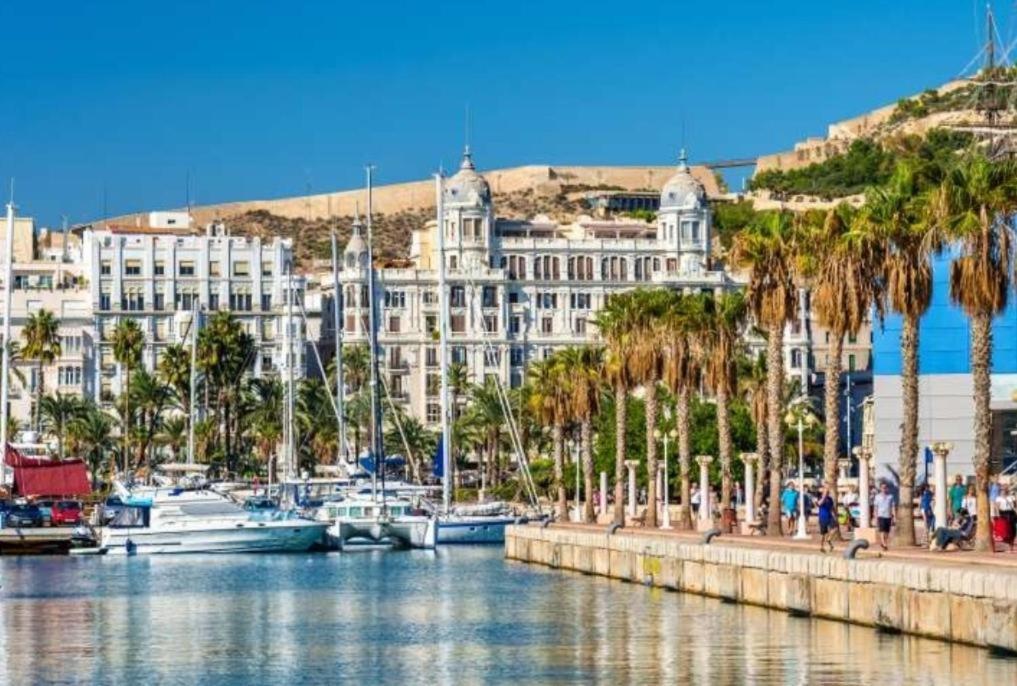 The Terrace Canalejas Alicante Bagian luar foto